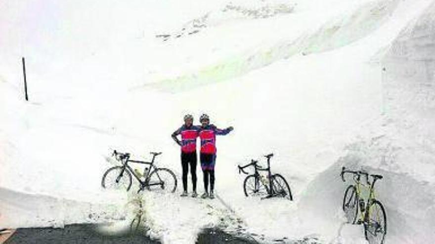 La nieve cierra el Galibier