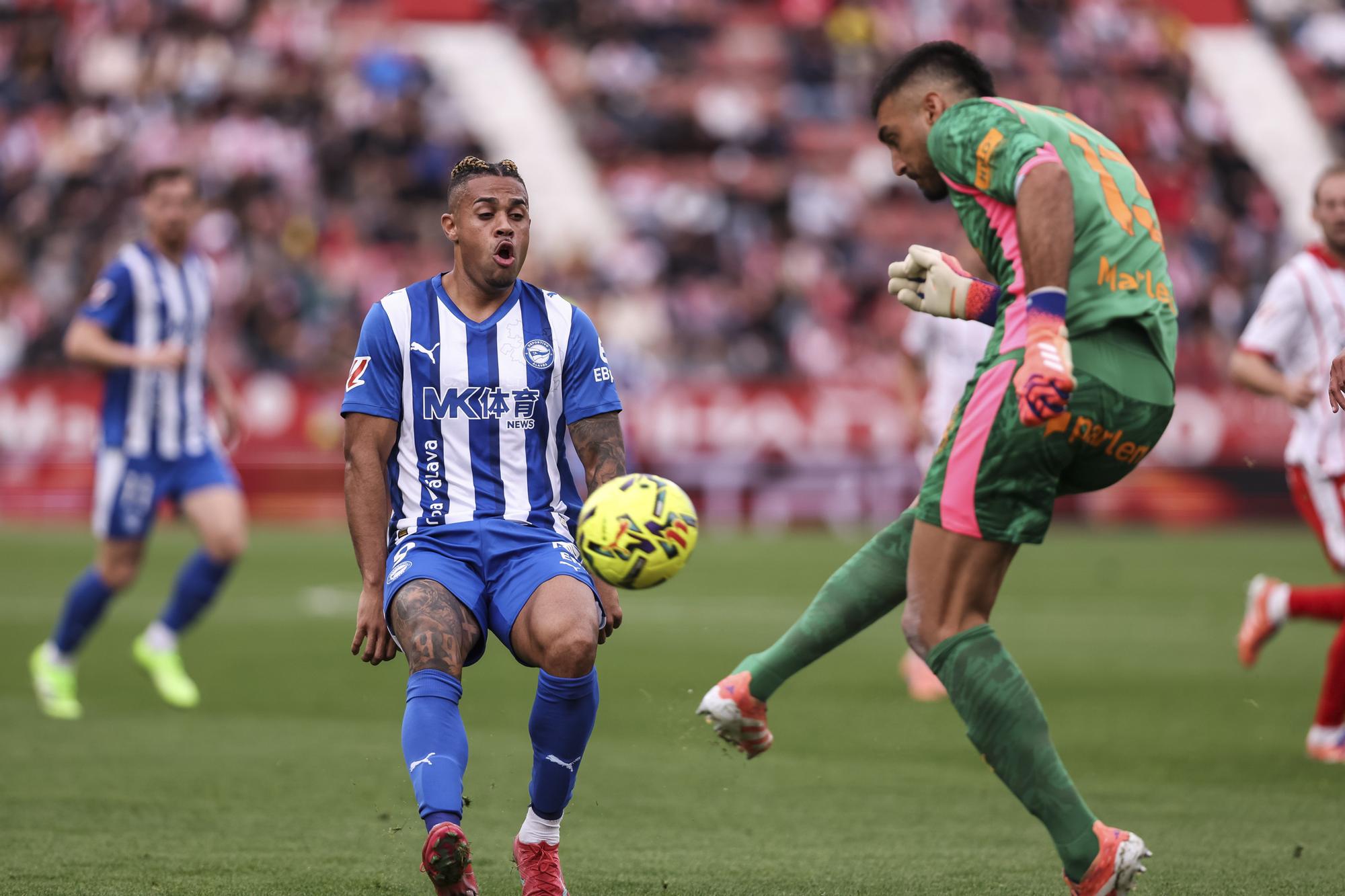 En imágenes: Todas las fotos del Girona FC - Alavés en el estadio Montilivi