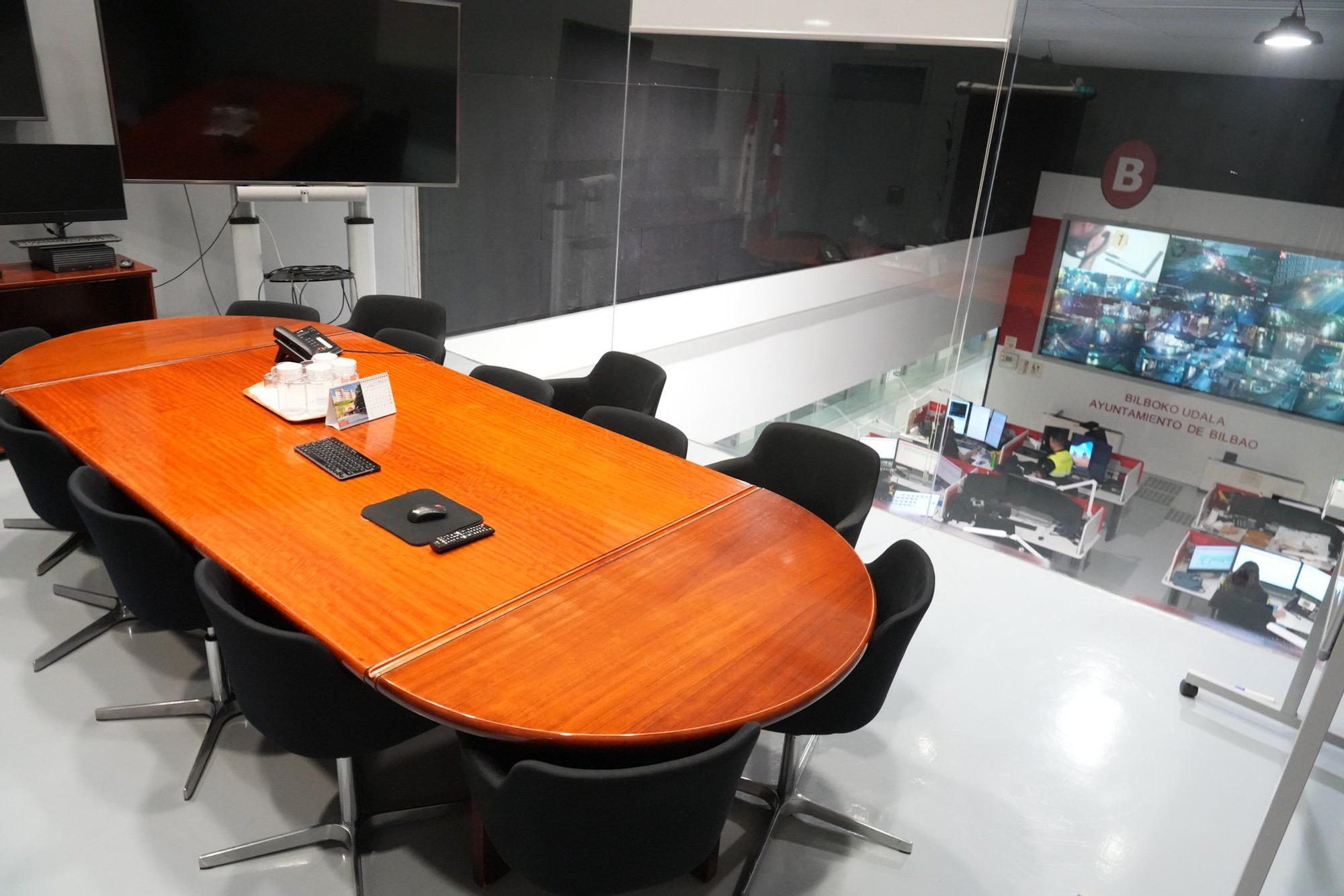 En imágenes: La Policía Municipal muestra sus entrañas con motivo del 181 aniversario