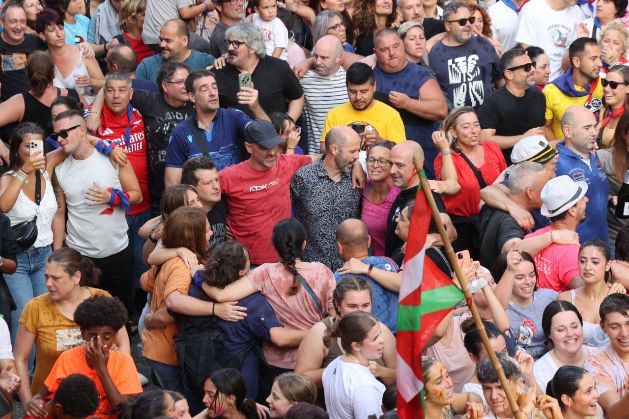 Errenteria da la bienvenida a las fiestas