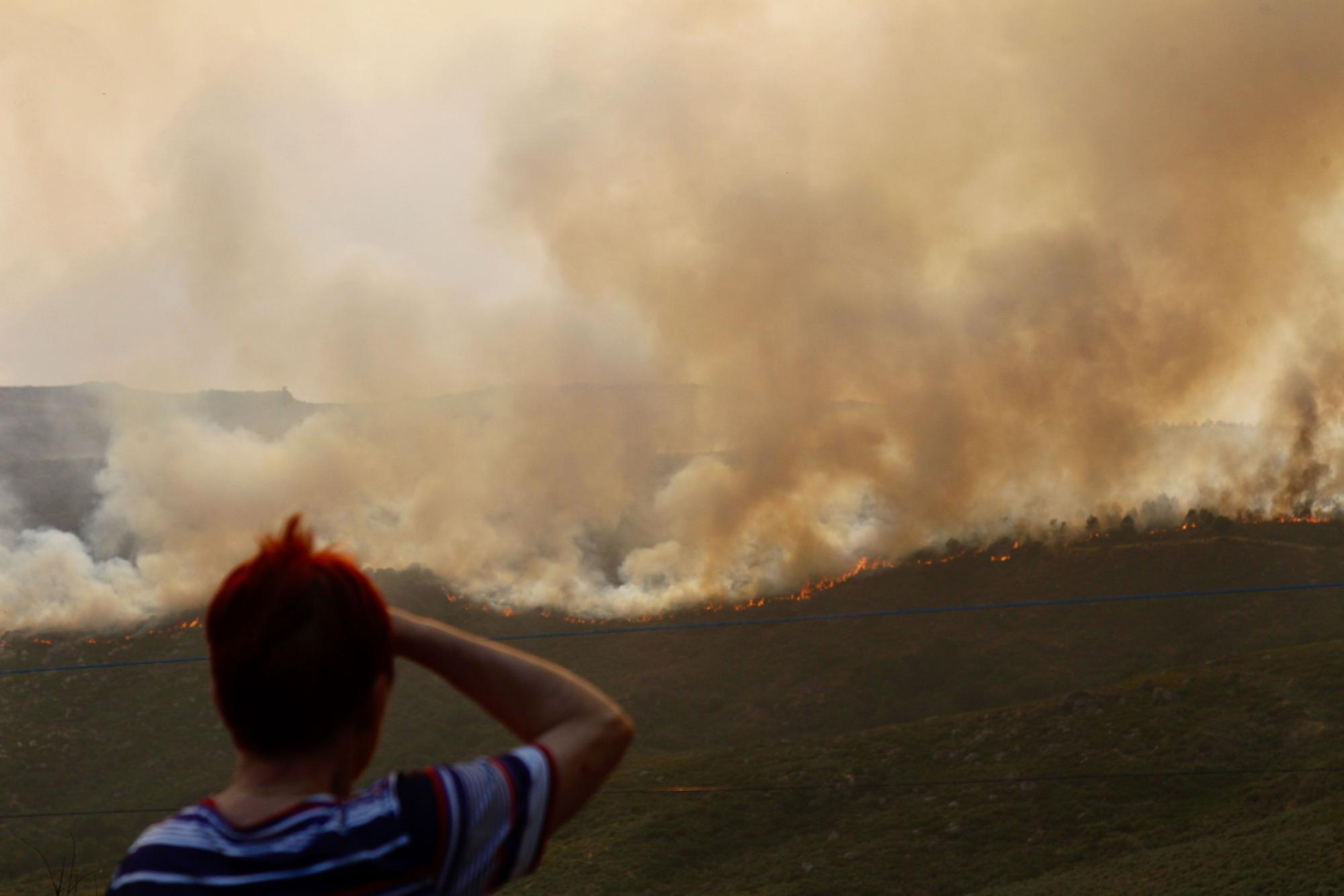 Semana negra de incendios: Cuatro muertos y 120.000 hectáreas quemadas