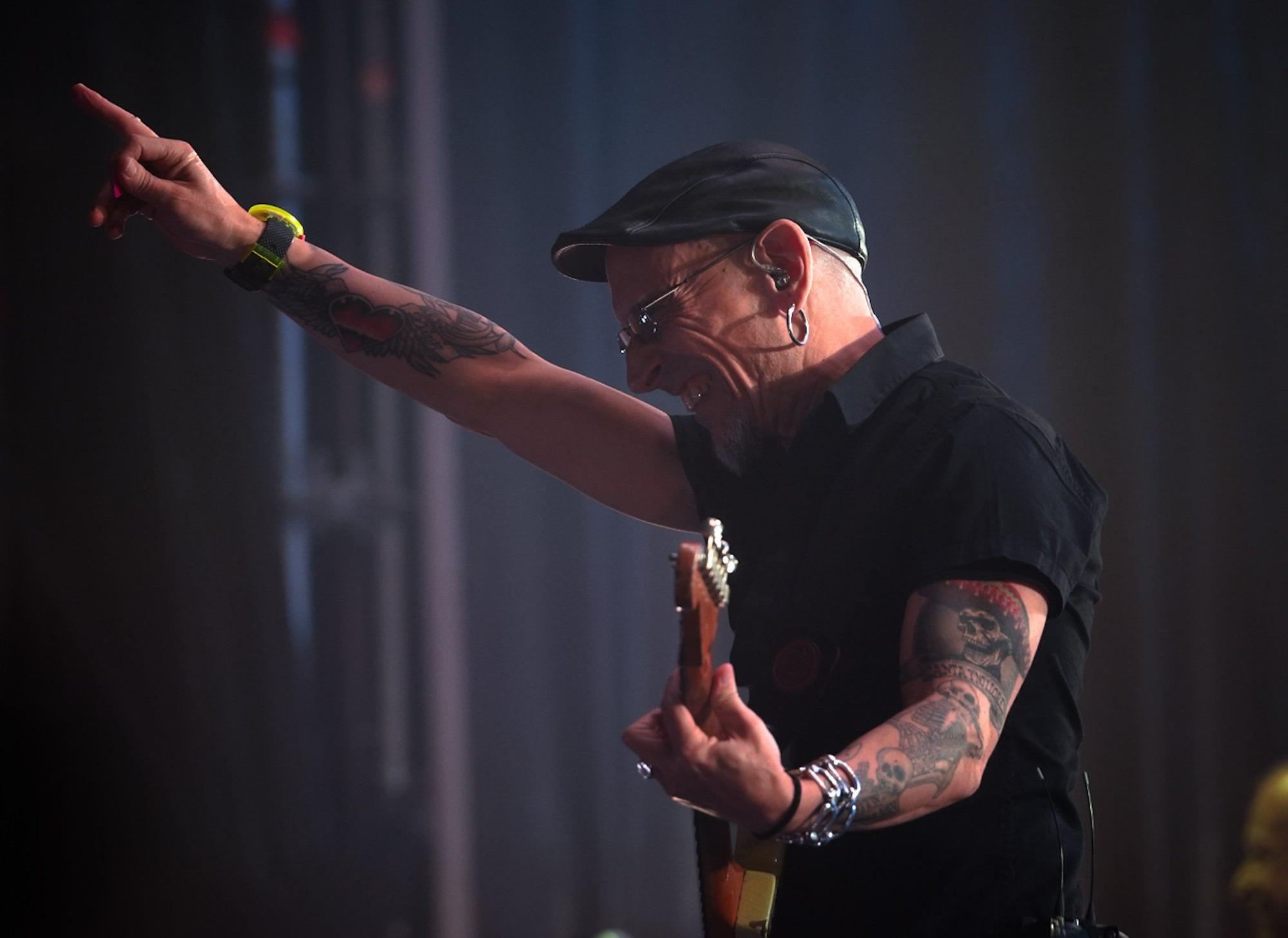 En imágenes: así ha sido en inicio de la gira de Fito&Fitipaldis