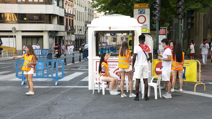 El Ayuntamiento convoca la constitución de una lista de contratación temporal de 'naranjitos' para San Fermín y otros eventos