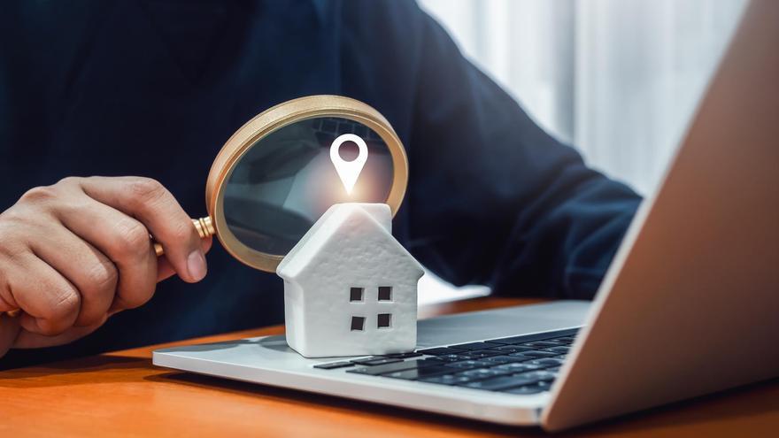 Si buscas piso por TikTok, ojo con los que ofrecen alquileres a precios bajo y pidan contactar por solo WhatsApp