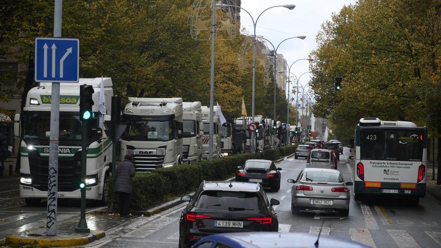 Los transportistas navarros advierten de más acciones por el &#039;Black Friday&#039; y Navidad
