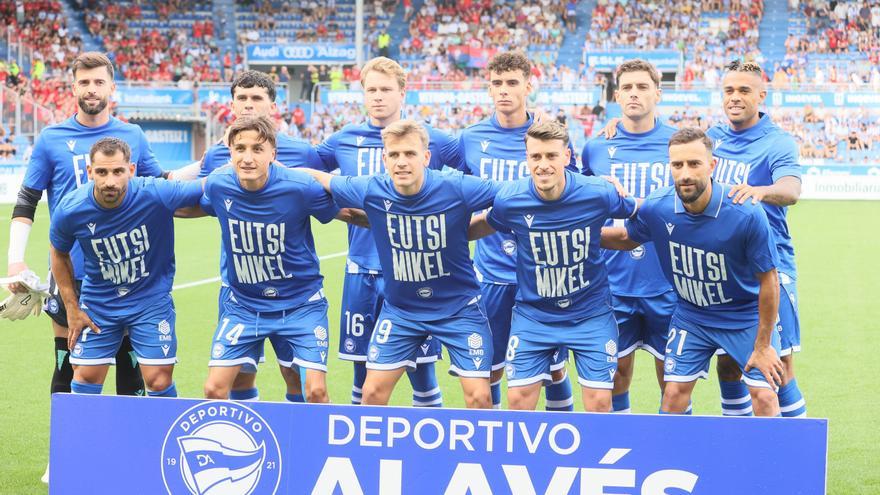 Mendizorroza se vuelca con Mikel Rodríguez