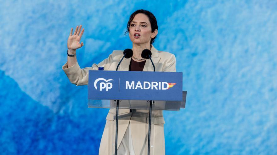 Ayuso niega haber impuesto un copago a los enfermos de ELA y reclama a Sánchez 3.000 millones en dependencia
