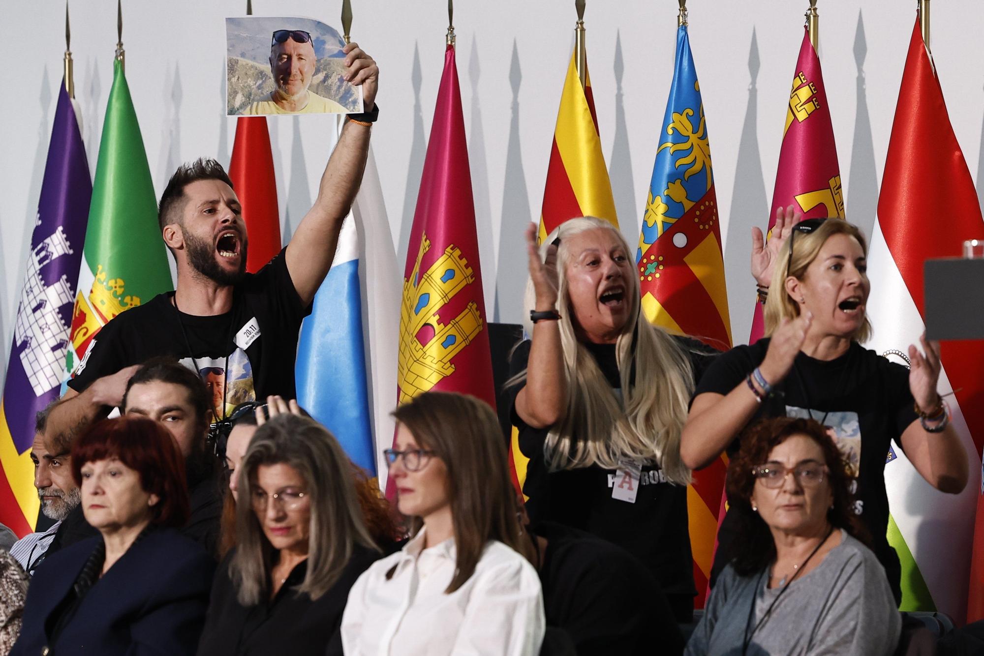 Comienzan a llegar los asistentes al funeral de Estado para las víctimas de la dana