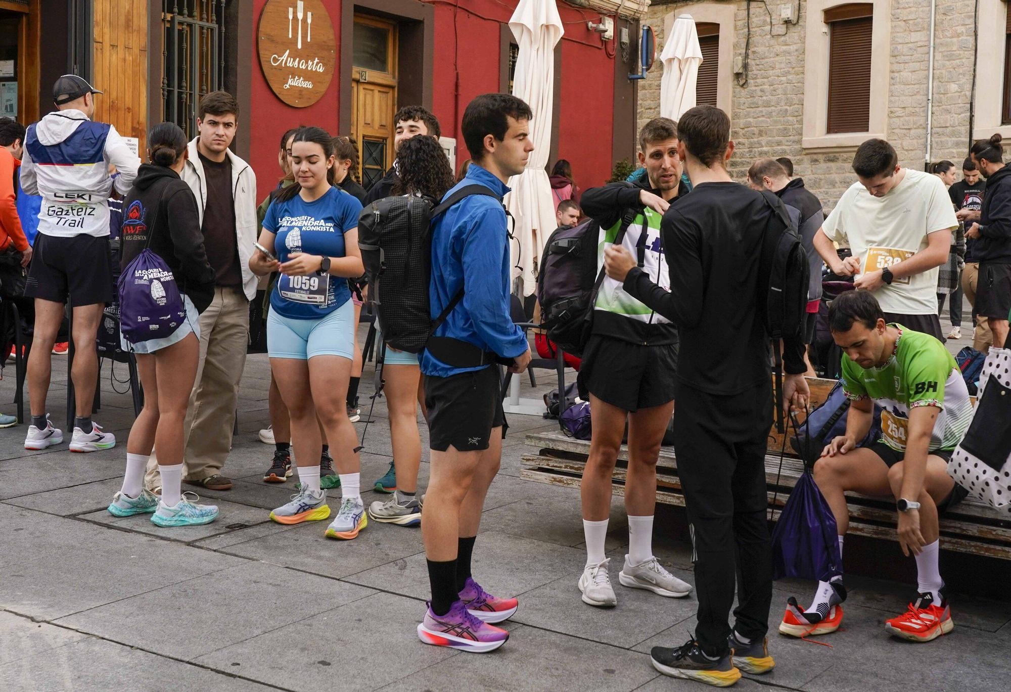 En imágenes: Buen tiempo y buen ambiente en la Conquista de la Almendra (¡Búscate en las fotos!)