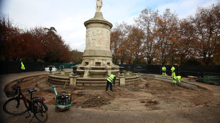 Trabajos de mejora en la fuente de Julián Gayarre de la Taconera: un sistema de recirculación y un aljibe de 500 litros