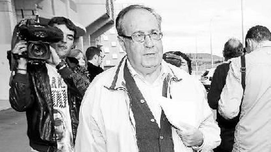 Vizcay: &quot;Lo conveniente es que la gestora siga un año&quot;