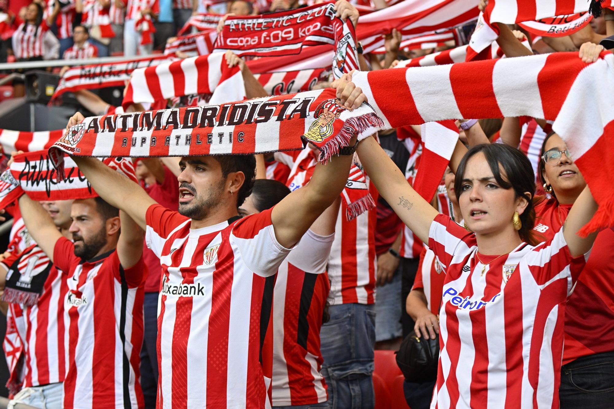 En imágenes: ¿Has estado en San Mamés viendo el Athletic-Arsenal? Búscate en nuestra galería