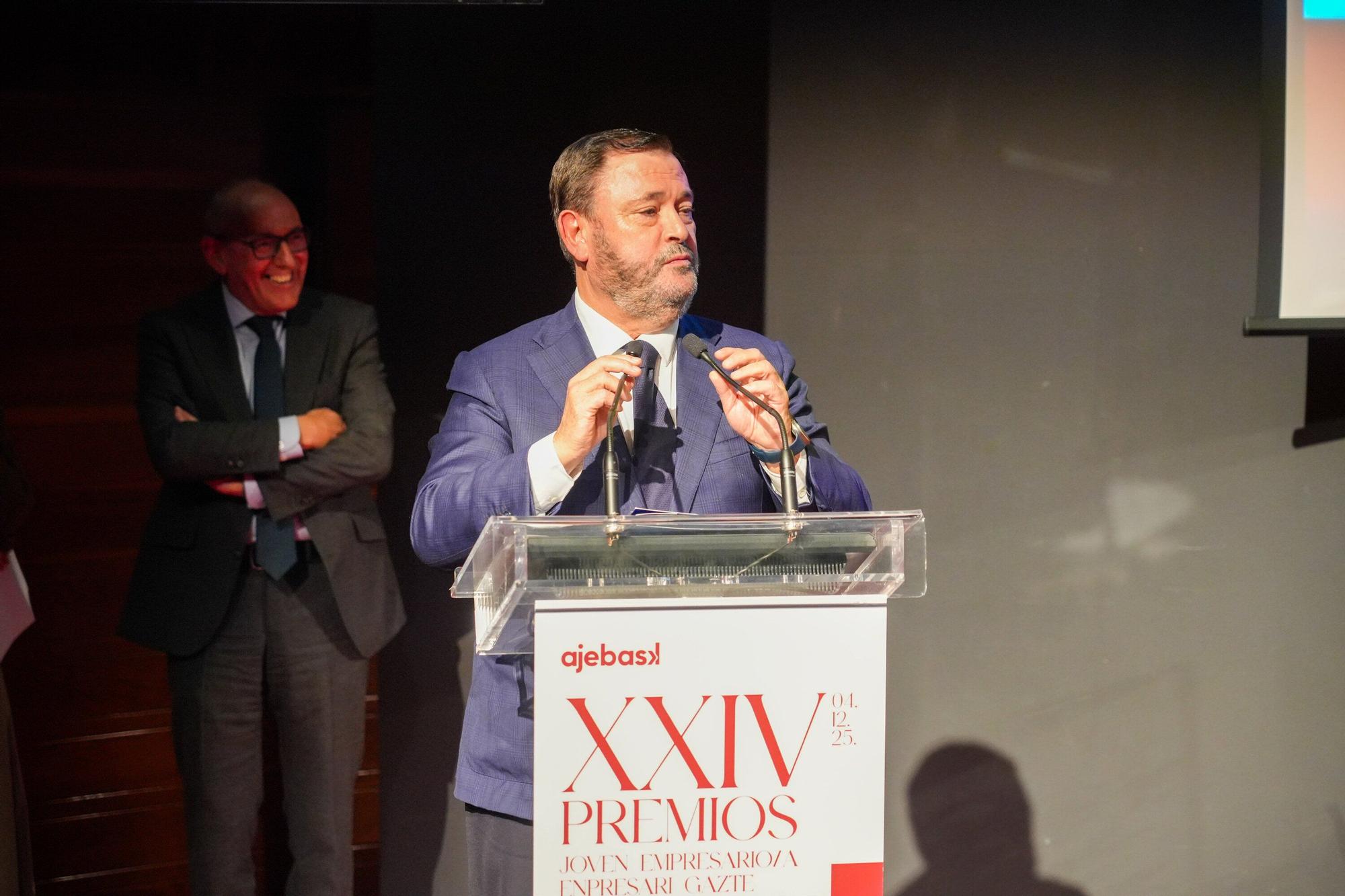 En imágenes: Entrega de los premios Ajebask 2025