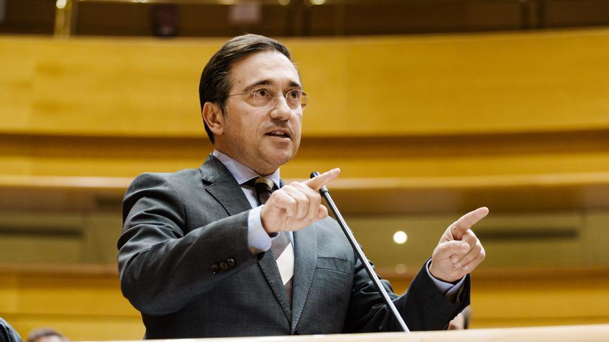 Albares aprovechará la visita del presidente de Alemania para intentar desbloquear la oficialidad del euskera