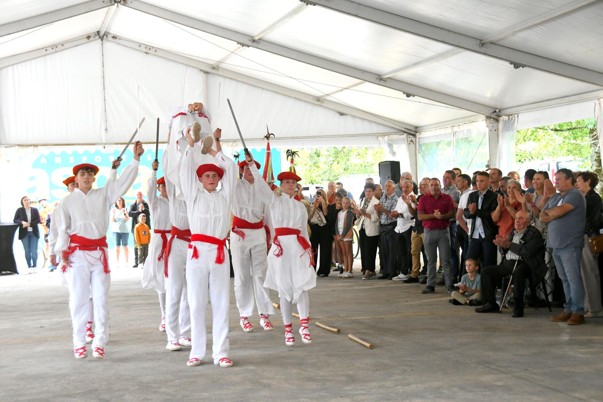 Festival en Lesaka por el 50 aniversario de Transportes Bidasoa