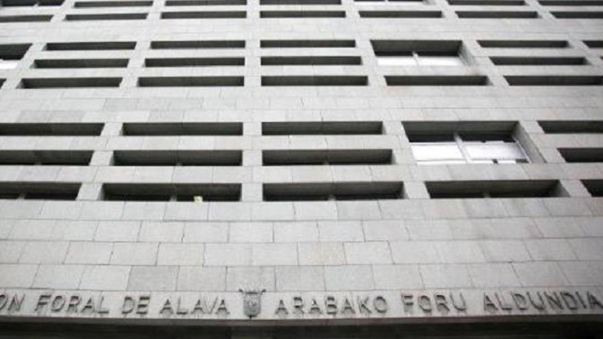 Azaroan dirubilketa metatua 2.488,7 milioi eurora iritsi da