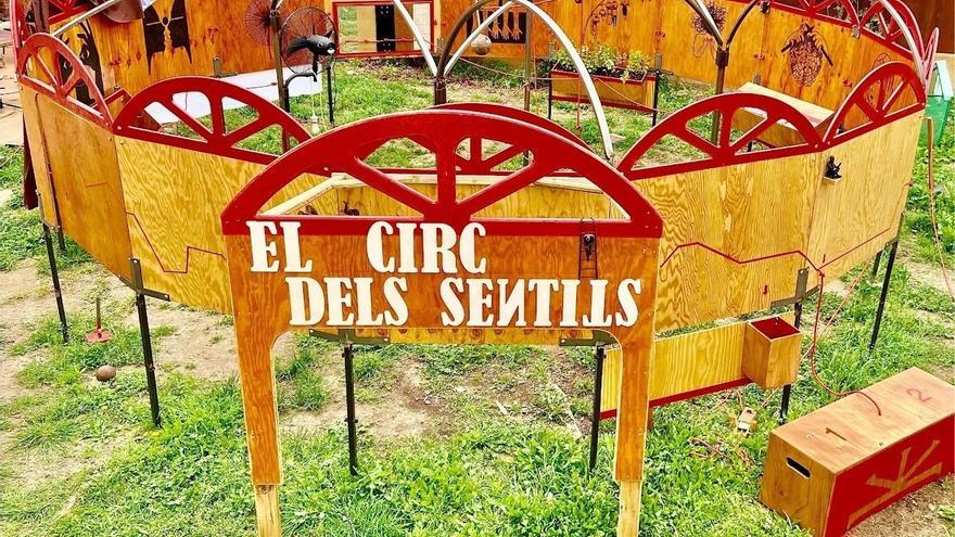 Comienza el ciclo familiar de artes escénicas de calle ‘Al Gayarre en la fachada’