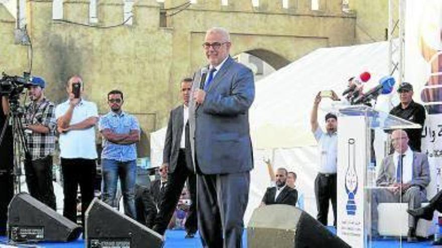 Abdelilah Benkirán, secretario general del PJD, durante un mitin.