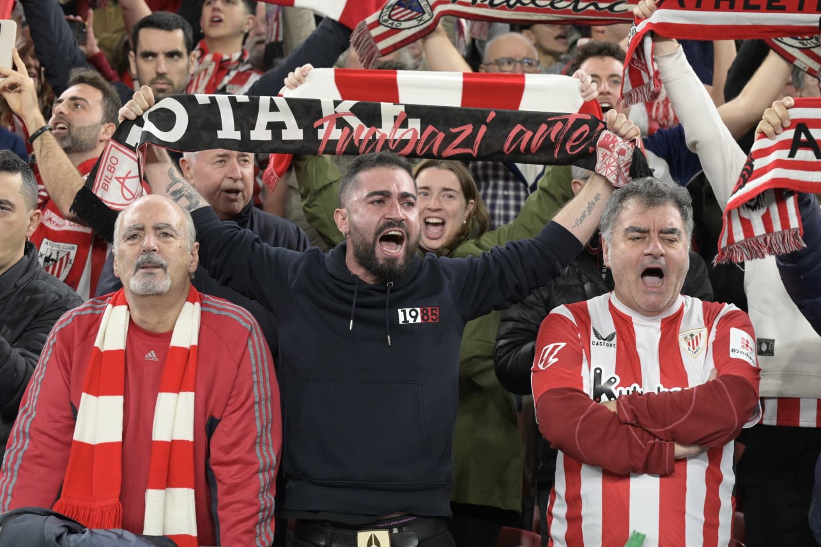 En imágenes: ¿Has asistido al Athletic-PSG en San Mamés? Búscate