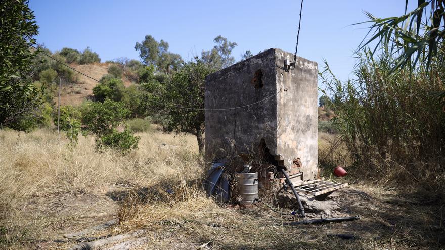 Hallan muerta a una mujer de 35 años en un pozo de Málaga y detienen a su pareja y a otras dos personas