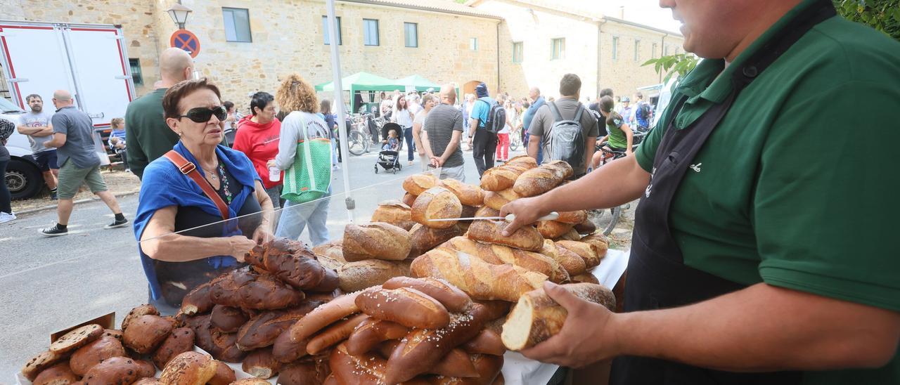 Barria celebra su tradicional romería en honor a San Bernardo