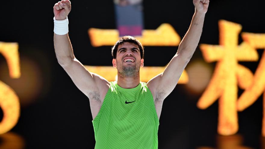 Alcaraz evita sobresaltos y se instala en tercera ronda en Melbourne