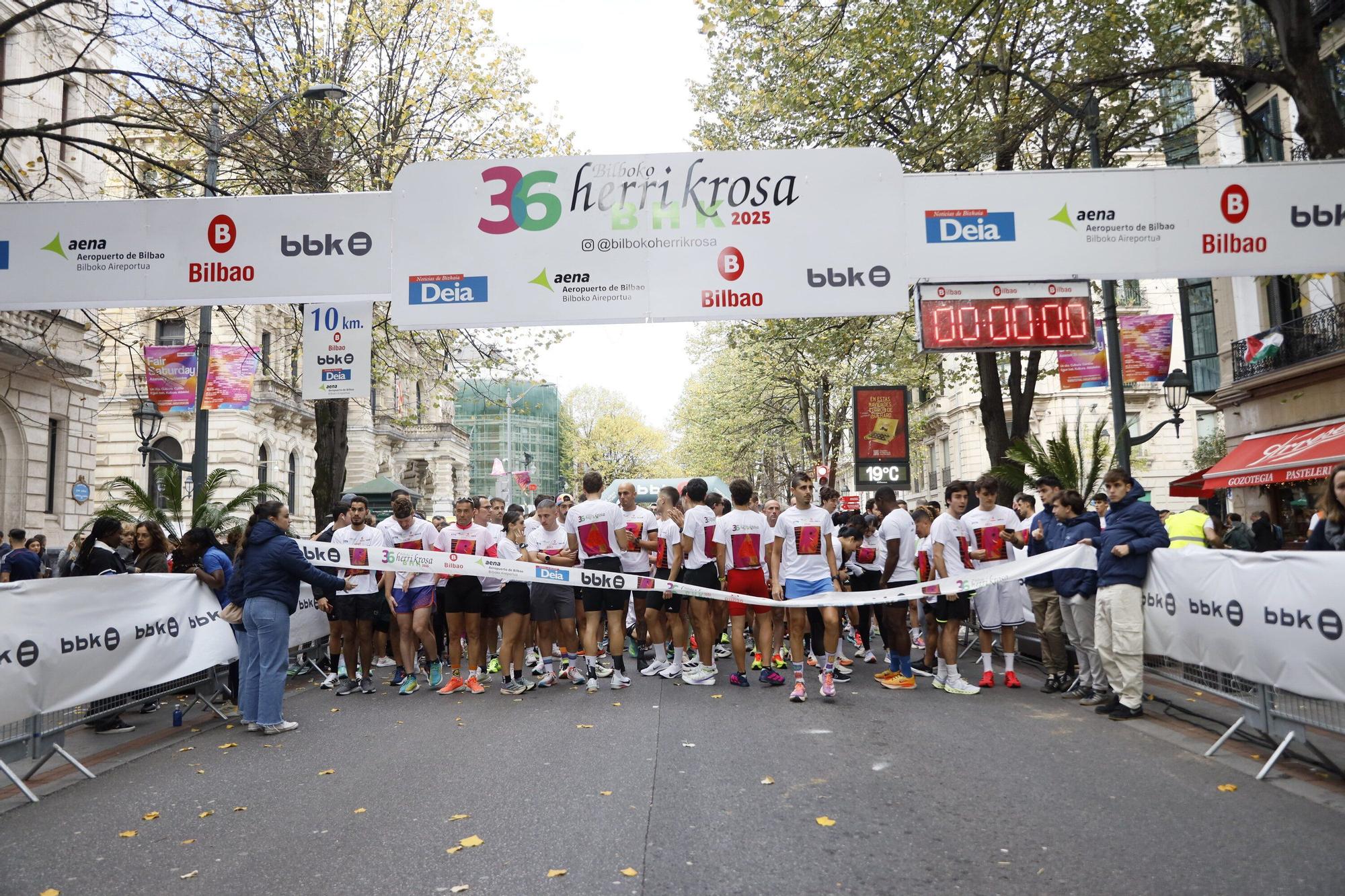 En imágenes: la Herri Krosa calienta motores en Bilbao