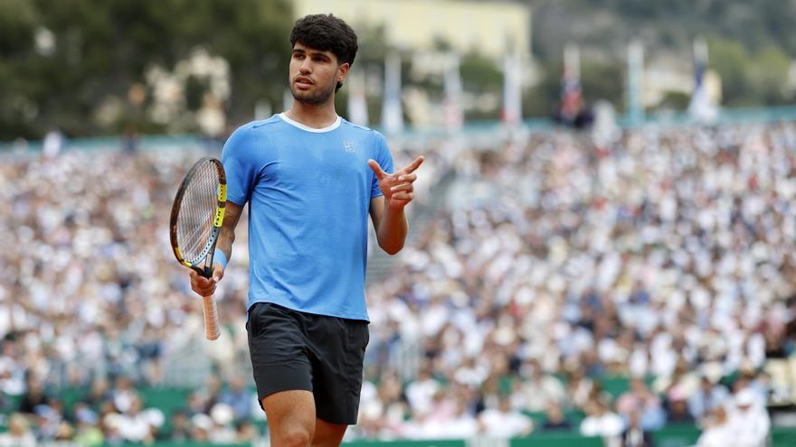Carlos Alcaraz arrasa a Bublik y se mete en semifinales de Montecarlo