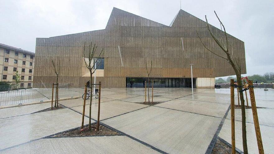 El gimnasio del polideportivo de Altza se ampliará para "atender la creciente demanda del barrio"