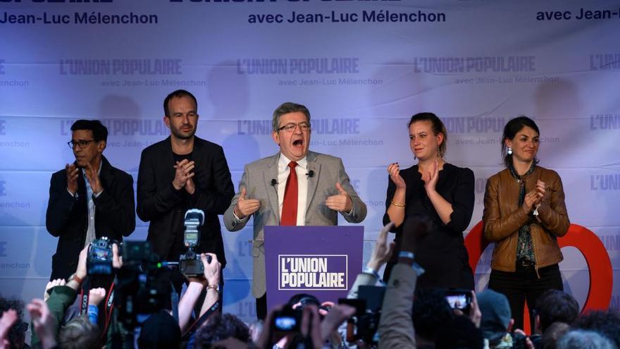 La política francesa teje su cordón sanitario frente a la ultraderecha de Le Pen