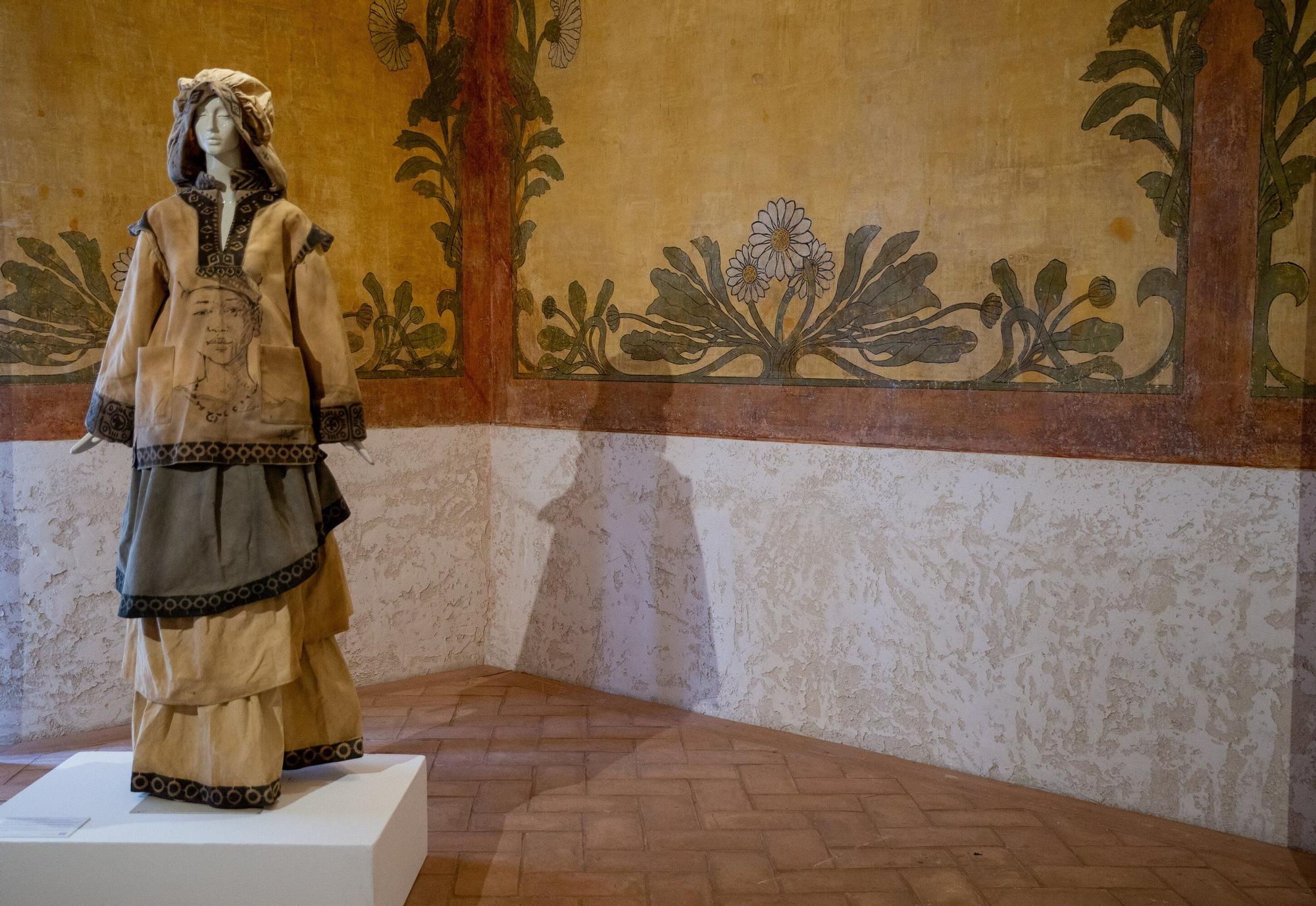 Fotos de la exposición de 'La herencia del Bogolanfini' en el Palacio del Condestable