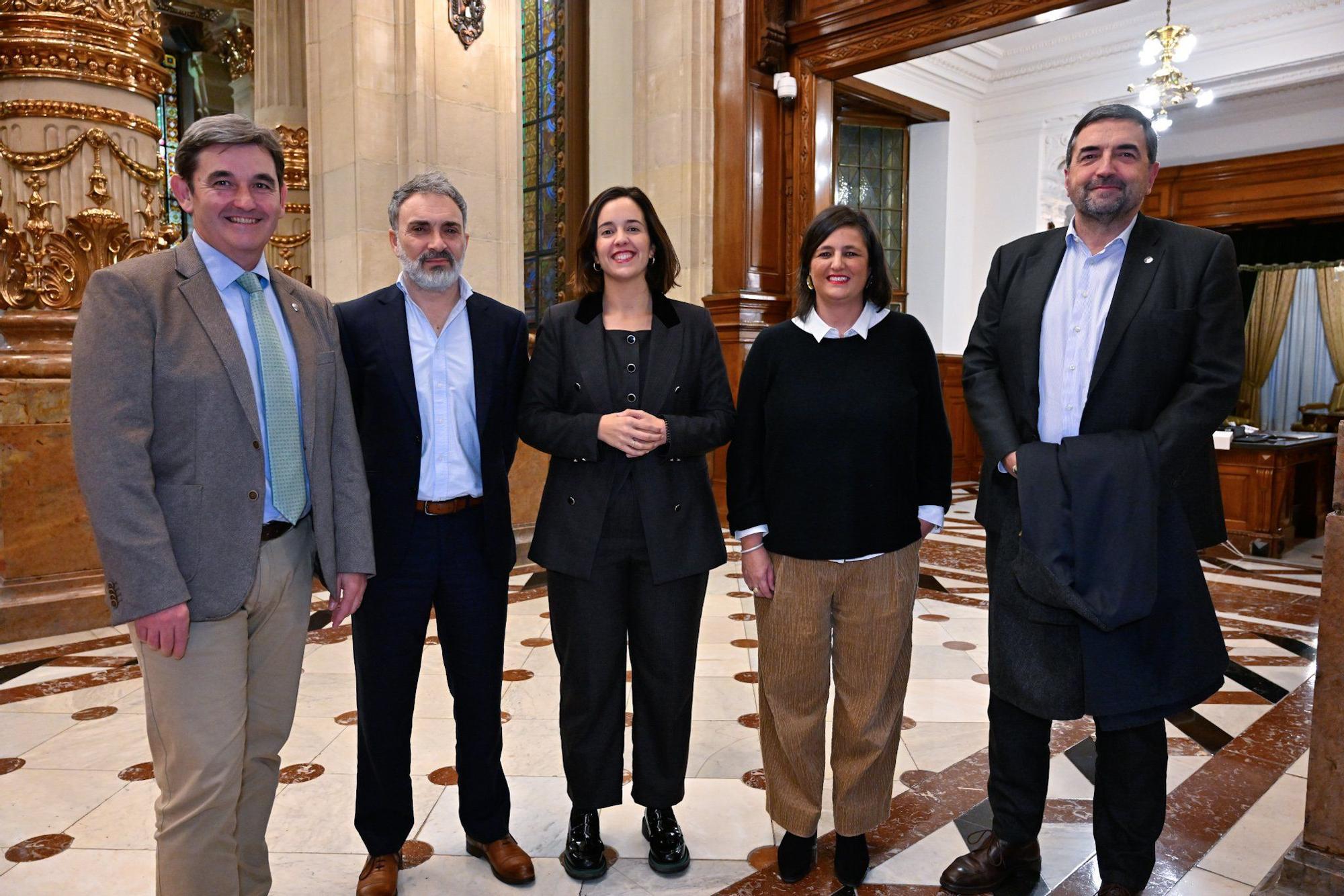 Ager Izagirre, Isaac Amezaga, Itxaso Bedrrojalbiz, Begoña de Ibarra y Carlos Alzaga.