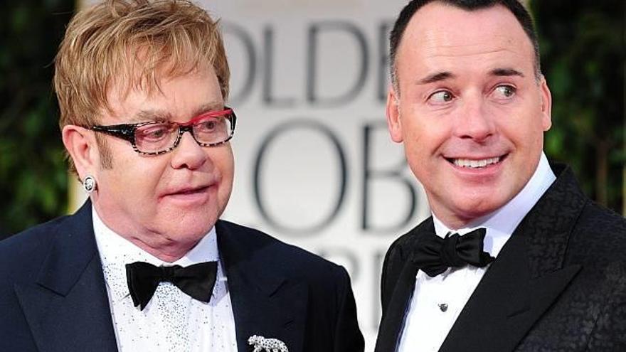 Elton John podría dar el ‘sí, quiero’ este domingo
