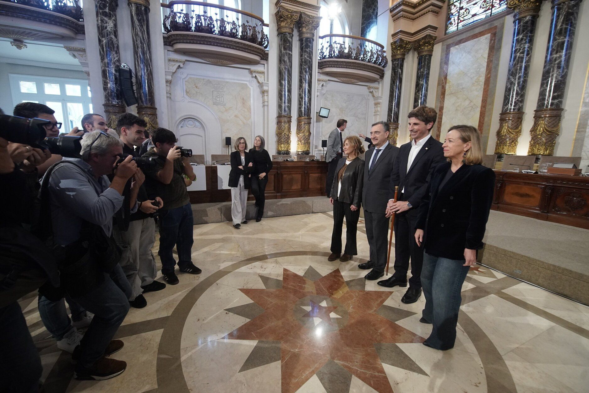 Jon Insausti ya es nuevo alcalde de Donostia: así ha sido su elección
