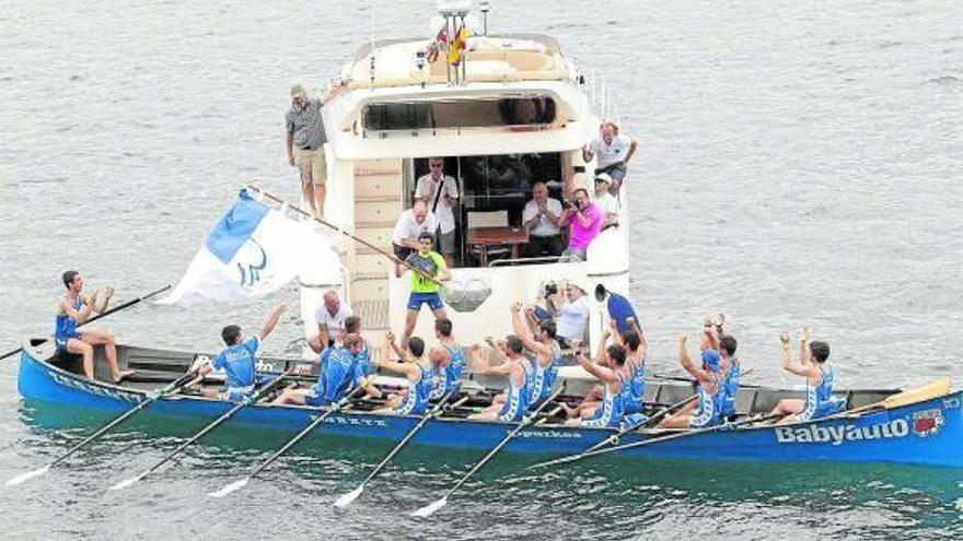 Zarautz suma y sigue