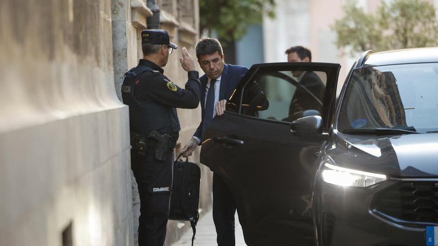 Mazón llega al Palau de la Generalitat para anunciar su decisión respecto a su futuro político