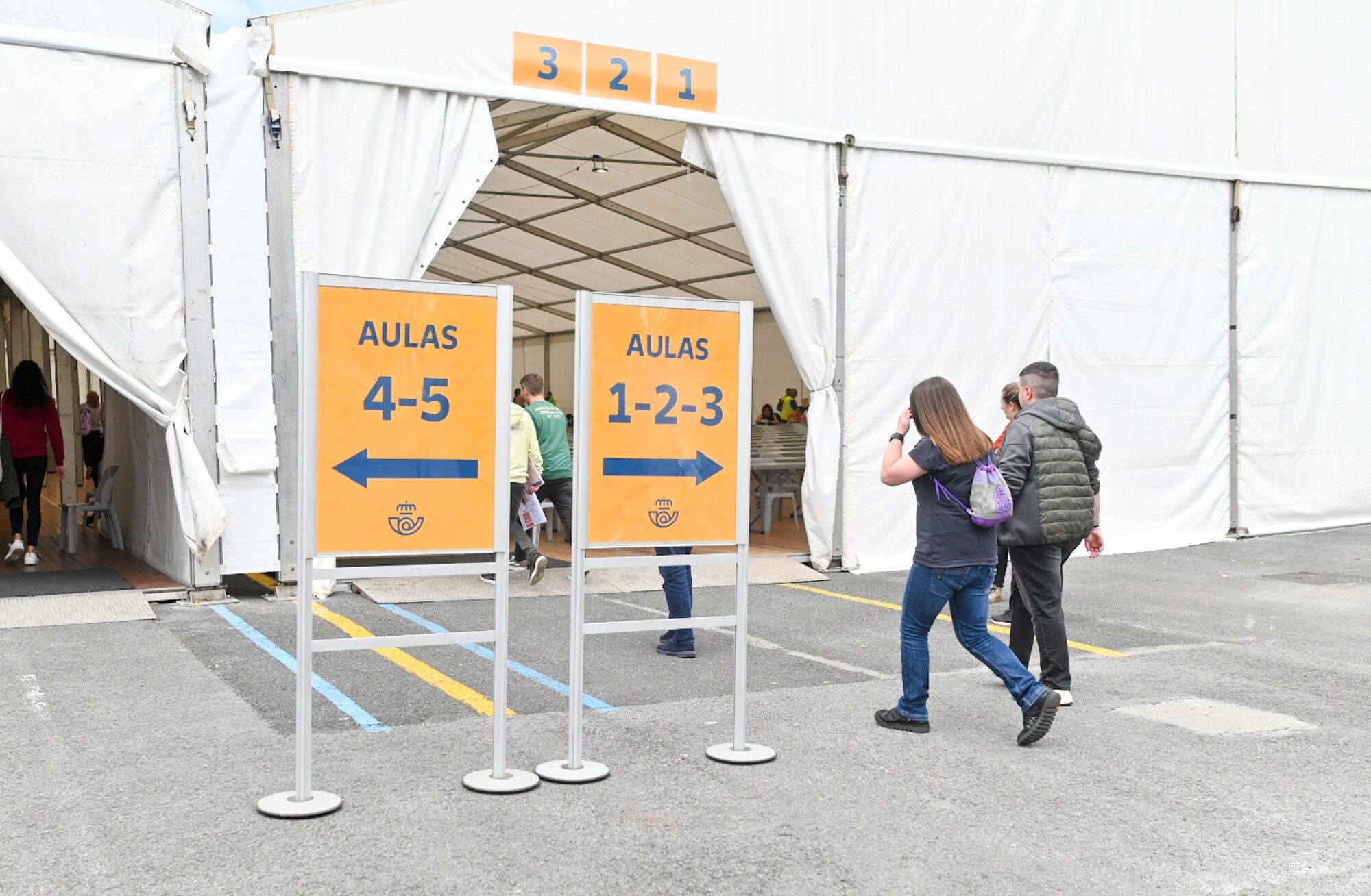 Ficoba acoge exámenes de Correos para cubrir 573 puestos en Euskadi