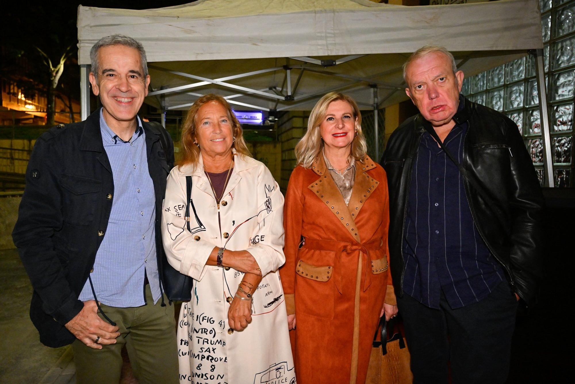 Jorge Aio, Begoña Zurbano, la estilista del cabello, Yolanda Aberasturi y Alberto González.