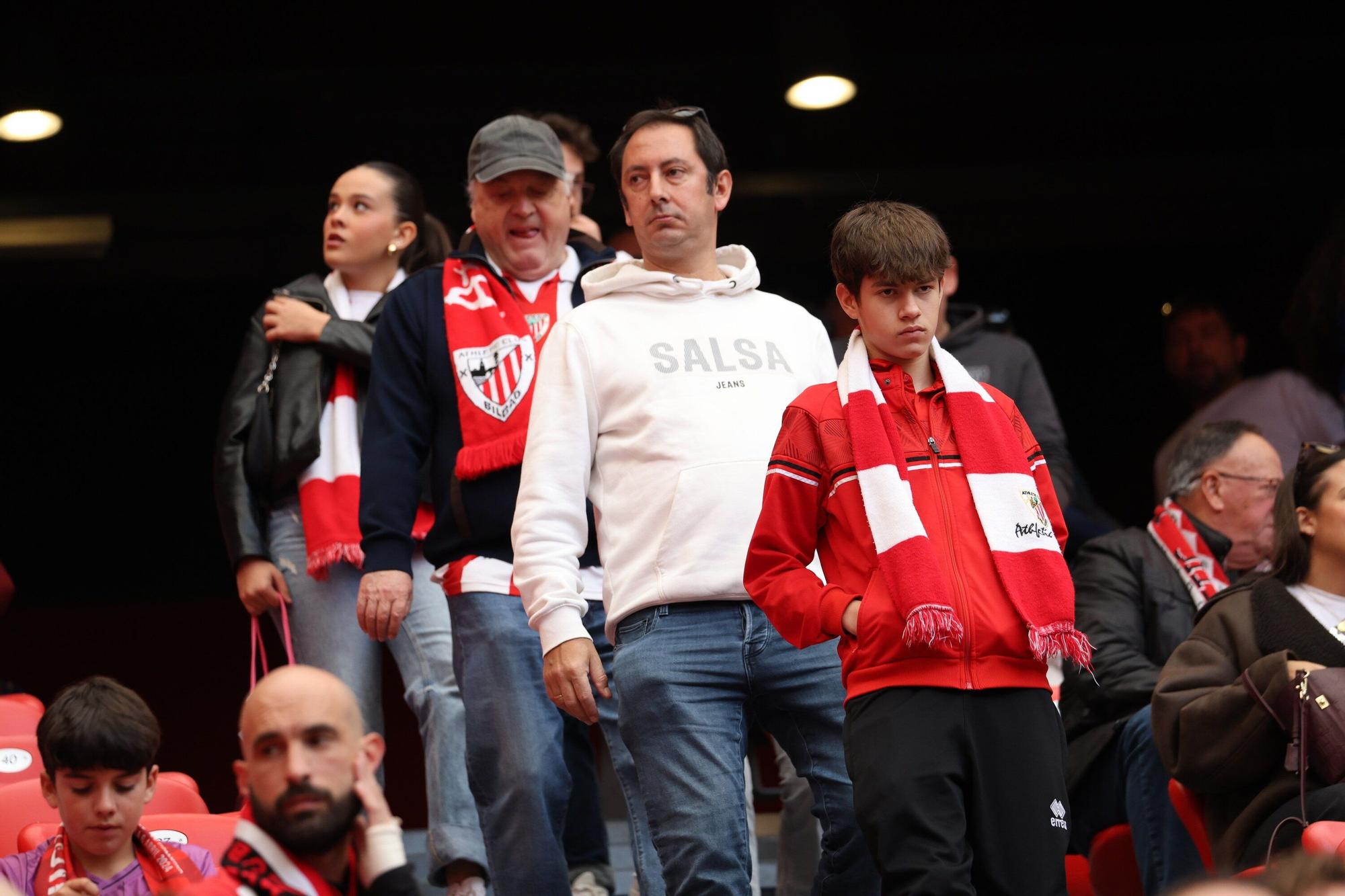 En imágenes: ¿Has estado en San Mamés viendo el Athletic-Real Oviedo? Búscate en nuestra galería