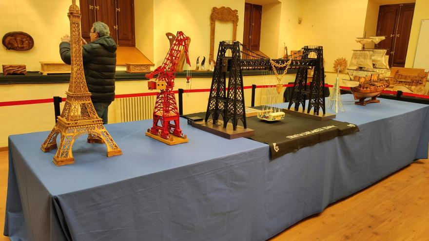 Trintxa Zurlanketa Elkartea saca el arte de la talla de madera al centro de Galdakao