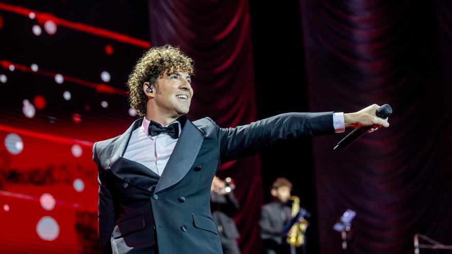 Bisbal versiona el villancico pacifista de Lennon y Yoko Ono