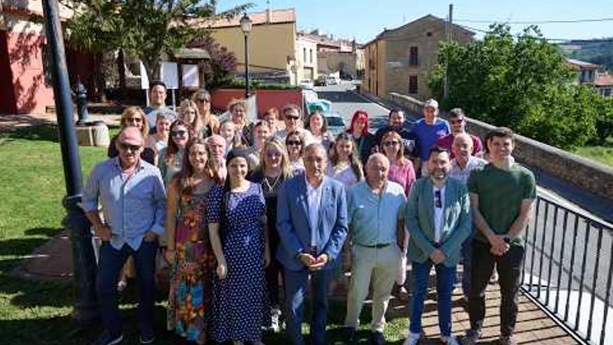 El Consejero Chivite presenta en Aras el balance del proyecto Tejiendo Caminos