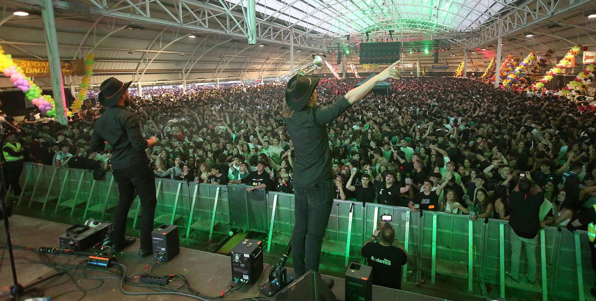 Fotos de la Carpa Universitaria