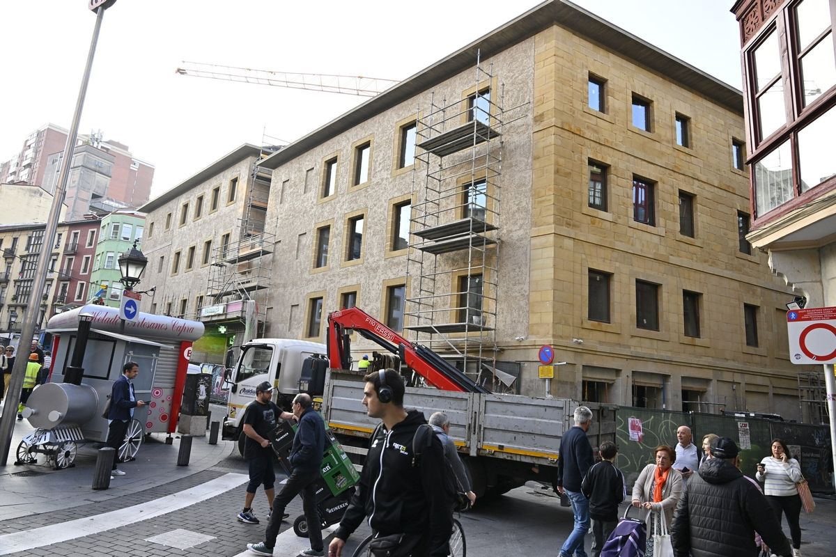 El Museo Vasco de Bilbao estrena fachada