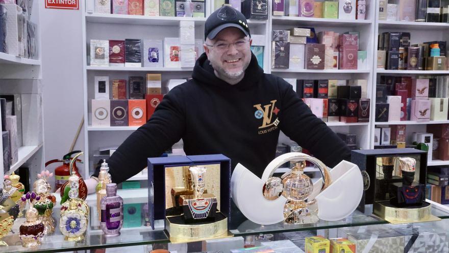 Los aromas de Oriente conquistan Vitoria: la perfumería árabe se abre hueco