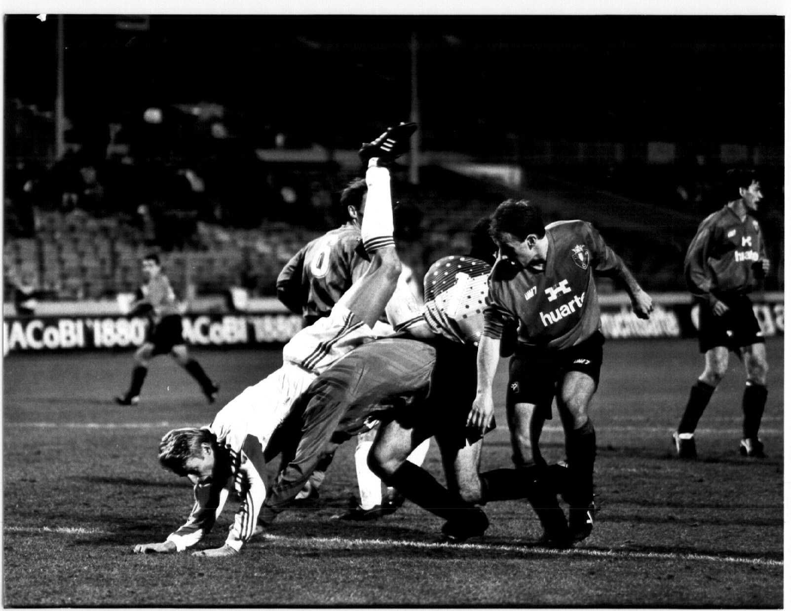34 años desde que Osasuna acabó con el líder de la Bundesliga en la Copa de la UEFA