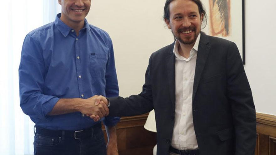 Pedro Sánchez  y Pablo Iglesias, en su encuentro del pasado junio.