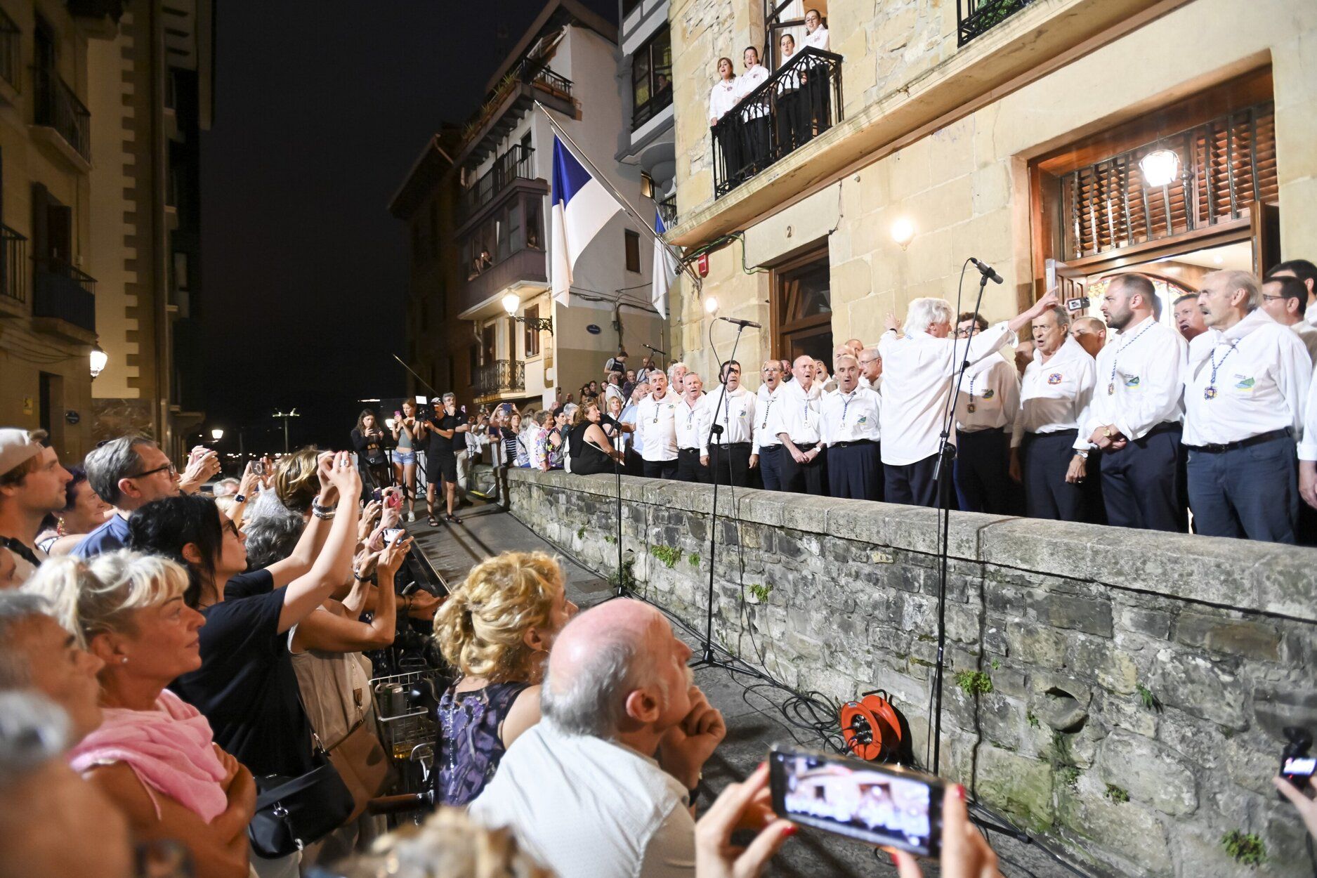 Alegría y música de la mano del coro de Gaztelubide