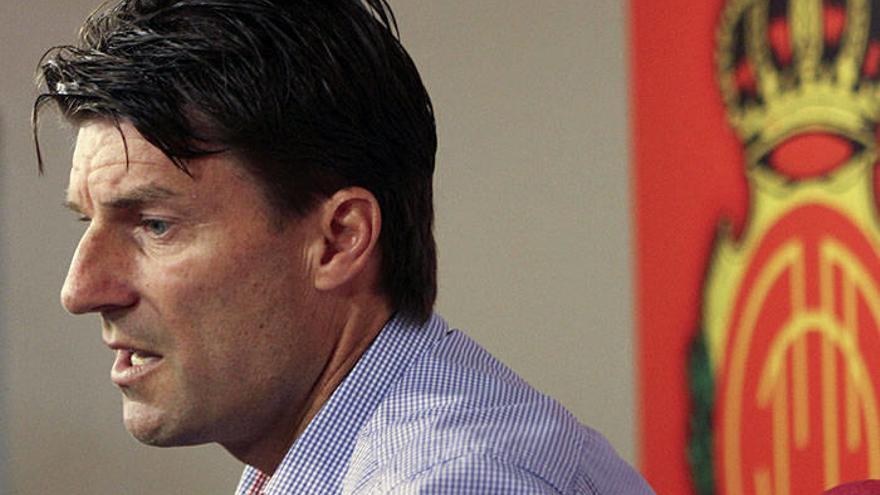 Laudrup no aguanta más y acuerda rescindir su contrato con el Mallorca
