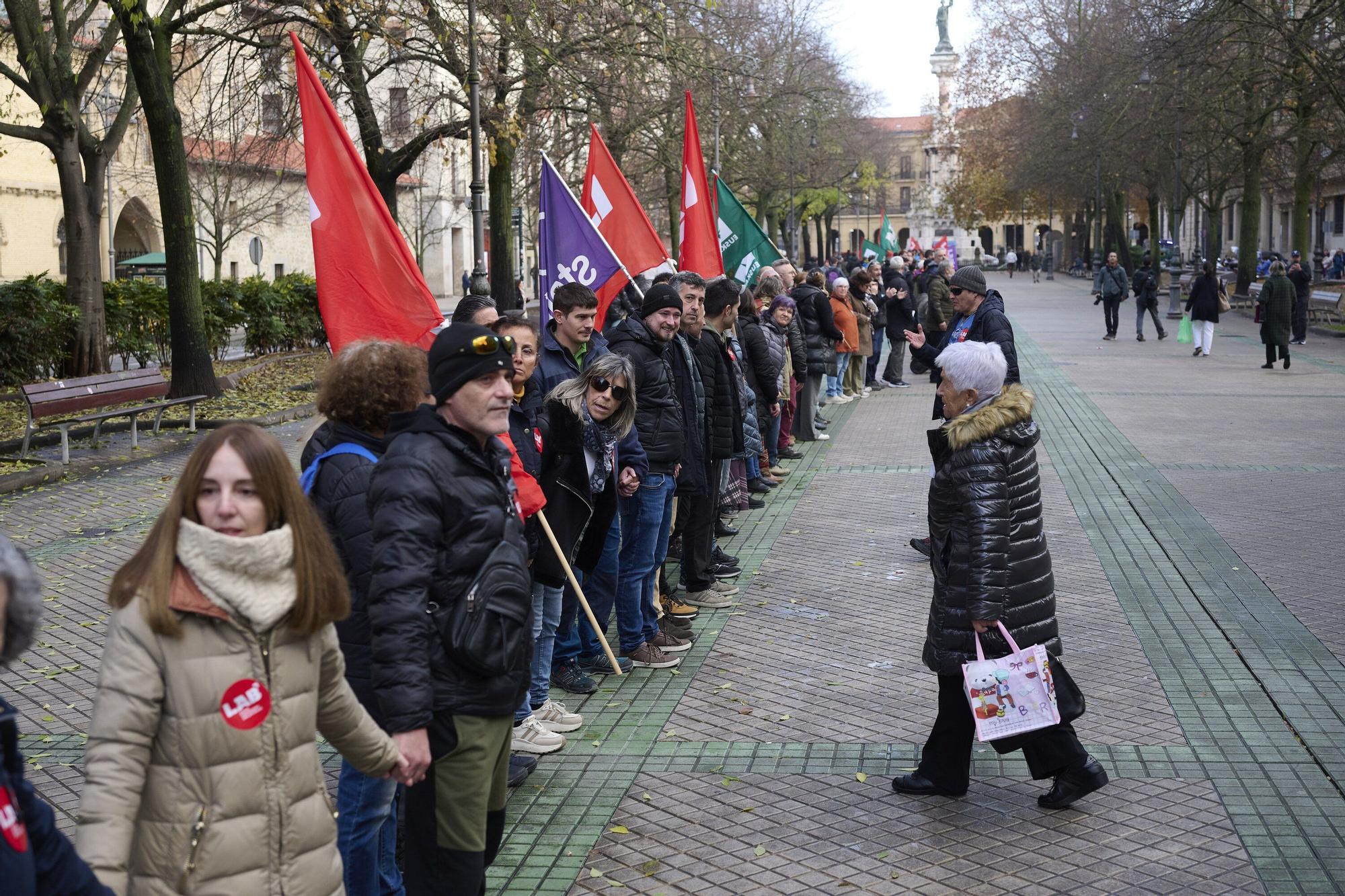 Cadena humana para reivindicar un SMI propio en Navarra